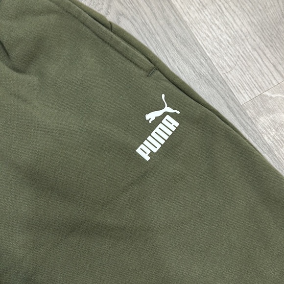 PUMA women’s track pants - Picture 3 of 6